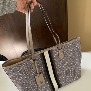Tory Burch Gemini link tote French gray
